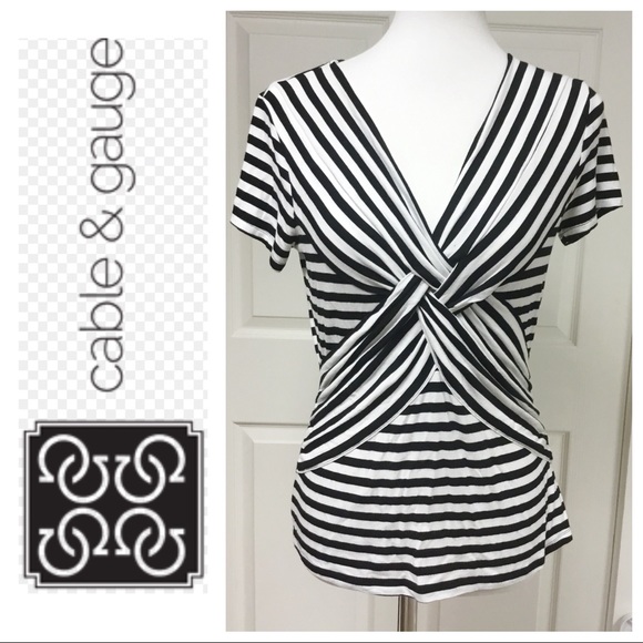 Cable & Gauge Tops - ⭕️3 for$25⭕️CABLE & GAUGE STRIPED FRONT WRAP TOP